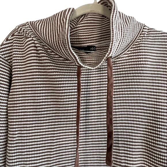 Doe & Rae Striped Cowl Neck Long Sleeve Sweater Size Large - Picture 2 of 9